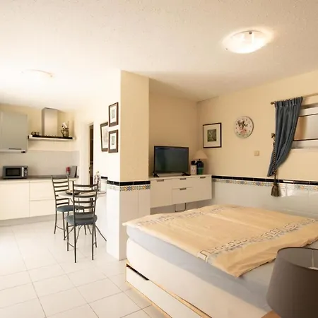 Vistamar 1 Apartment